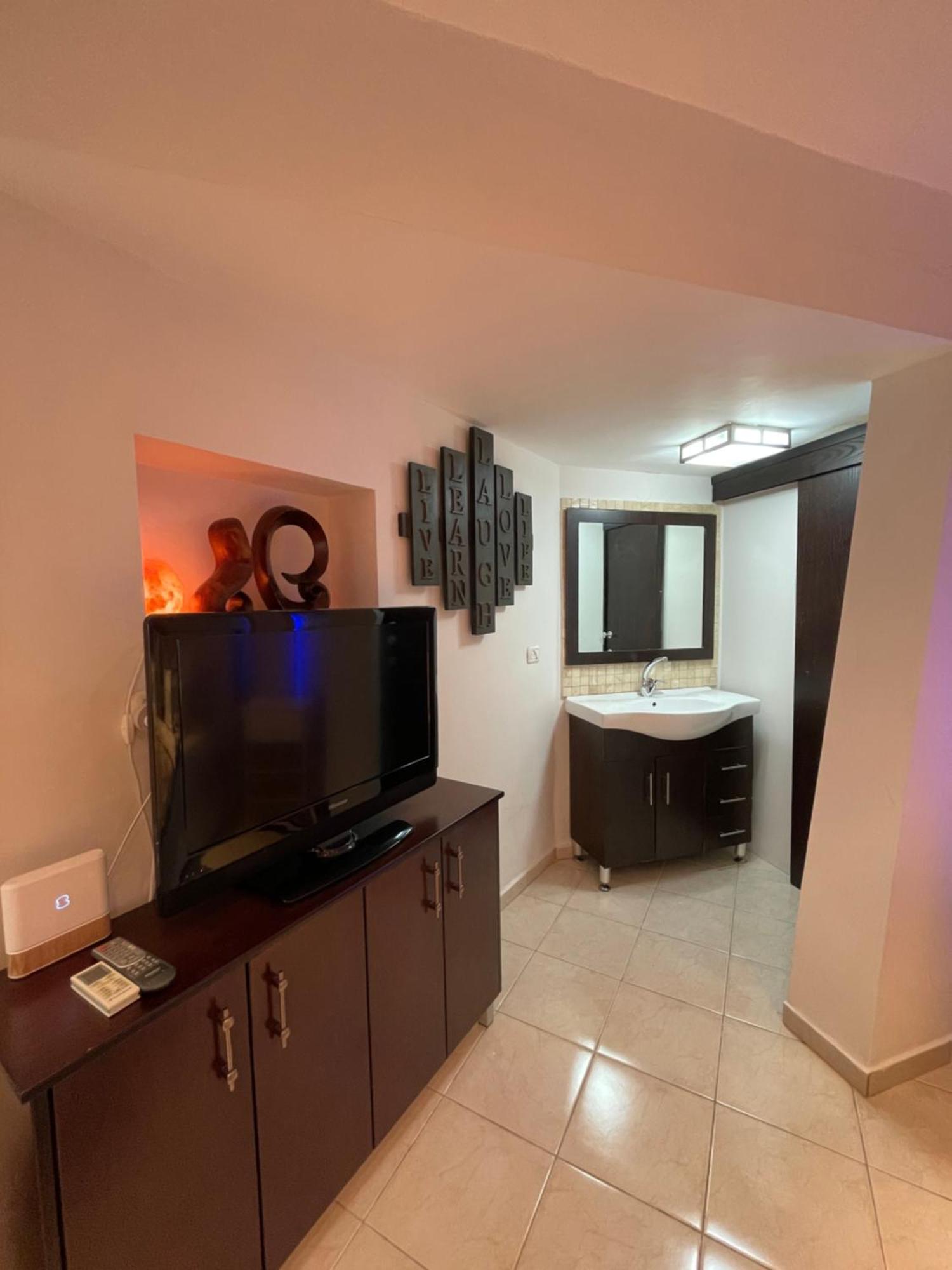 Eilat Beach House ภายนอก รูปภาพ
